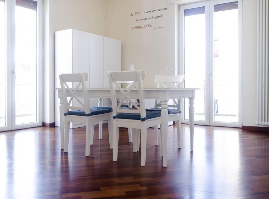 City Suite - Appartamento Spazioso Nel Centro Di Bari Luaran gambar